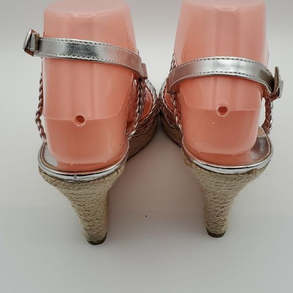Michael Kors Silver Espadrille Wedge Sandals. SIZE 7M. S854 - Picture 5 of 7